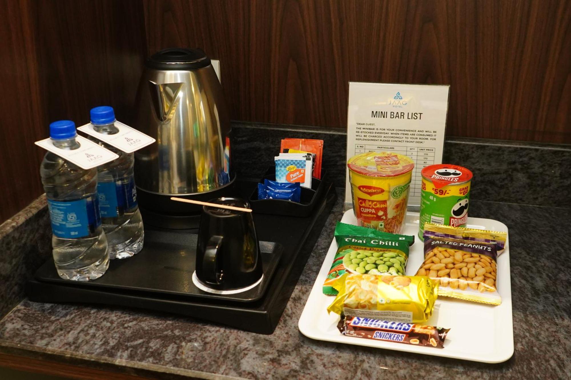 Jaag Hotel Chennai Bagian luar foto